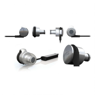Illustration for article titled The AKG K3003s Are Easy on the Eyes, but Nary a Soul Will Buy
